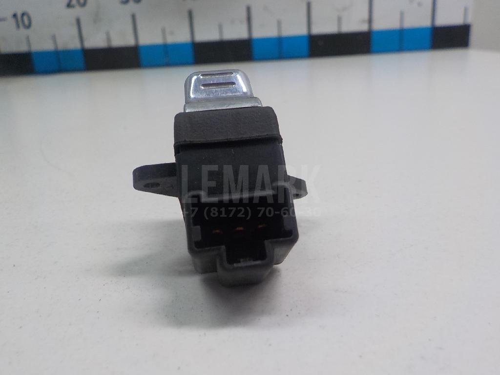 Кнопка центрального замка