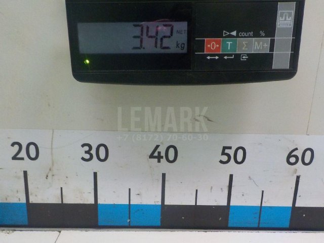 Стекло двери передней правой