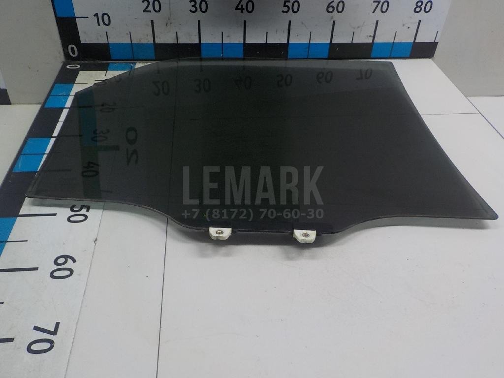 Стекло двери задней правой