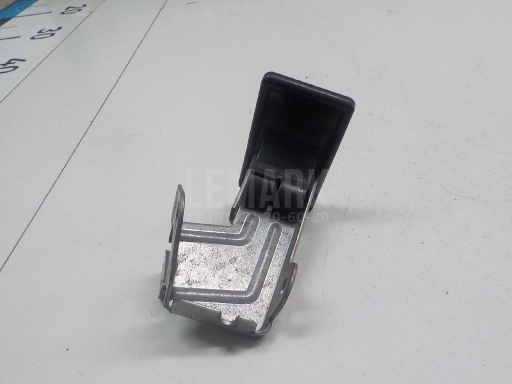 Ручка открывания капота