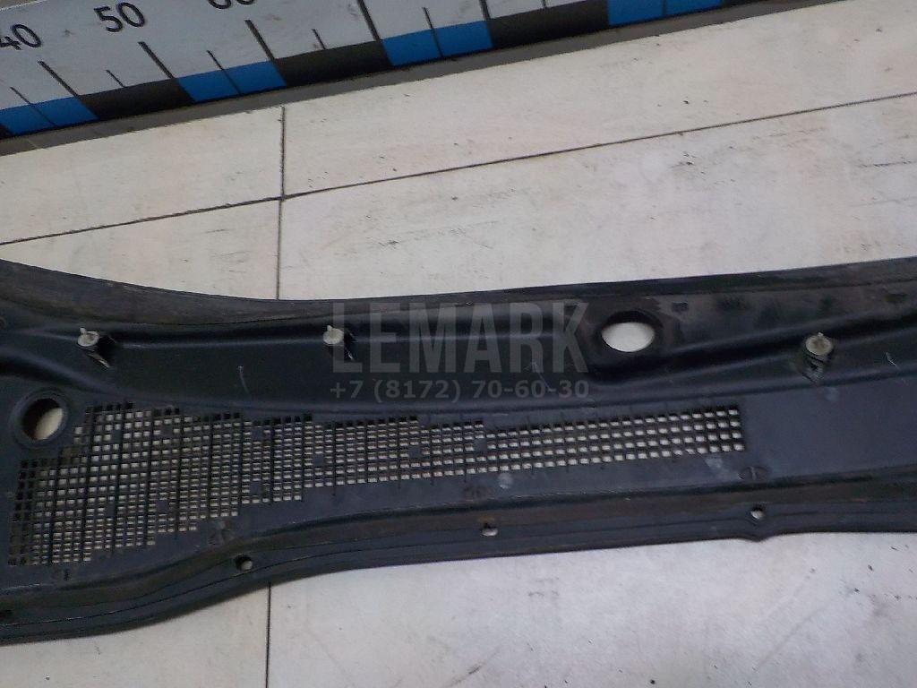 Решетка стеклооч. (планка под лобовое стекло)