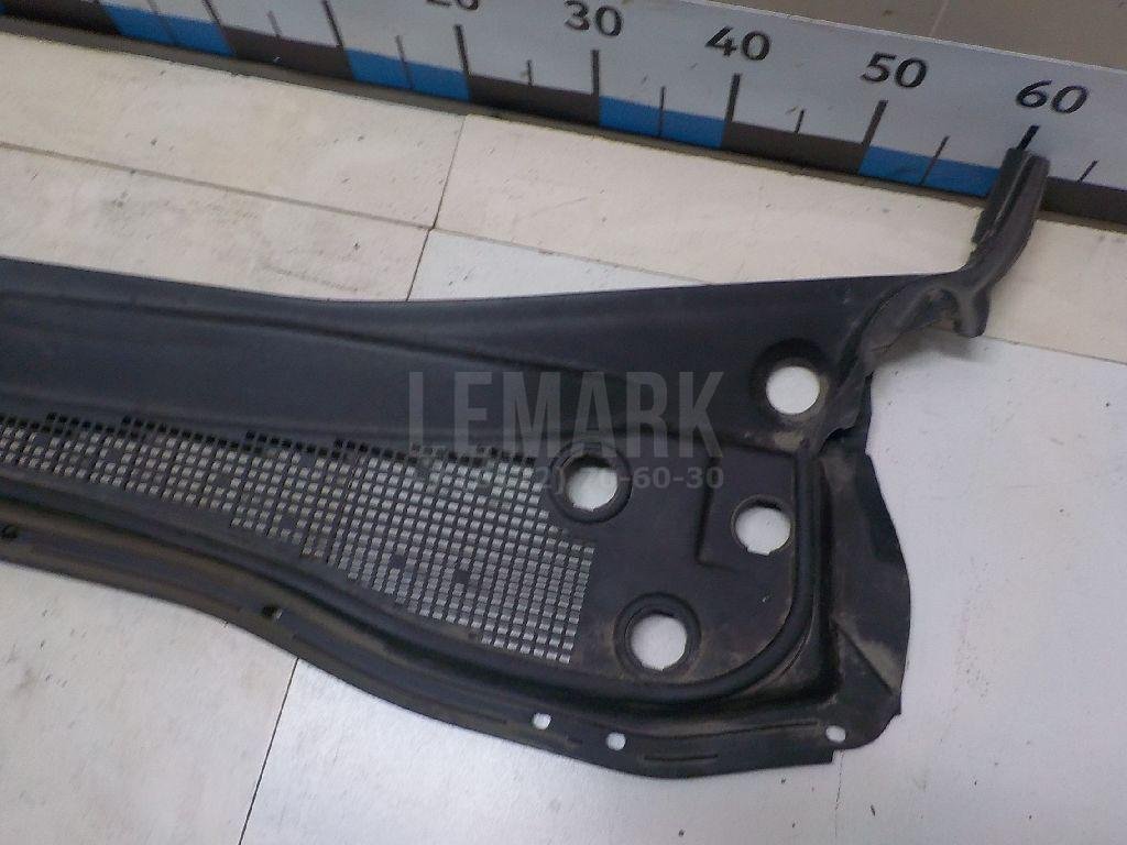 Решетка стеклооч. (планка под лобовое стекло)