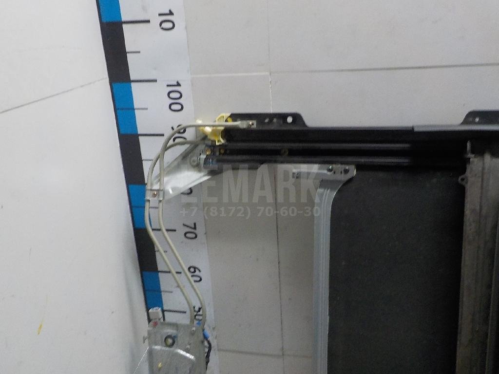 Люк в сборе электрический