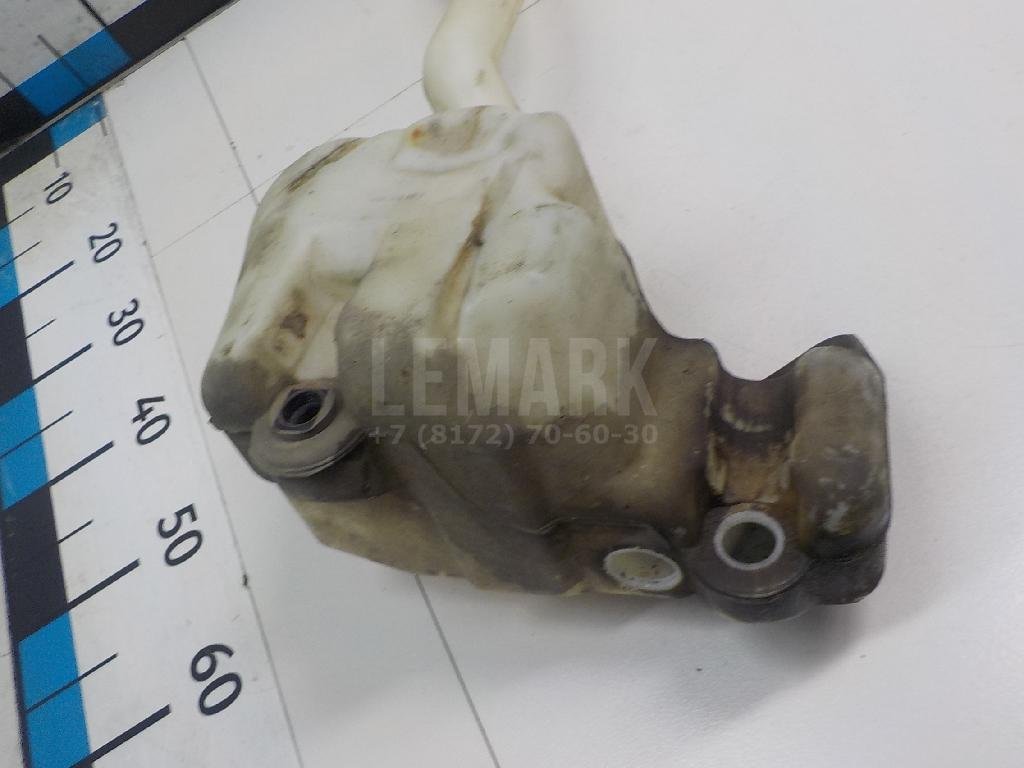 Бачок омывателя лобового стекла