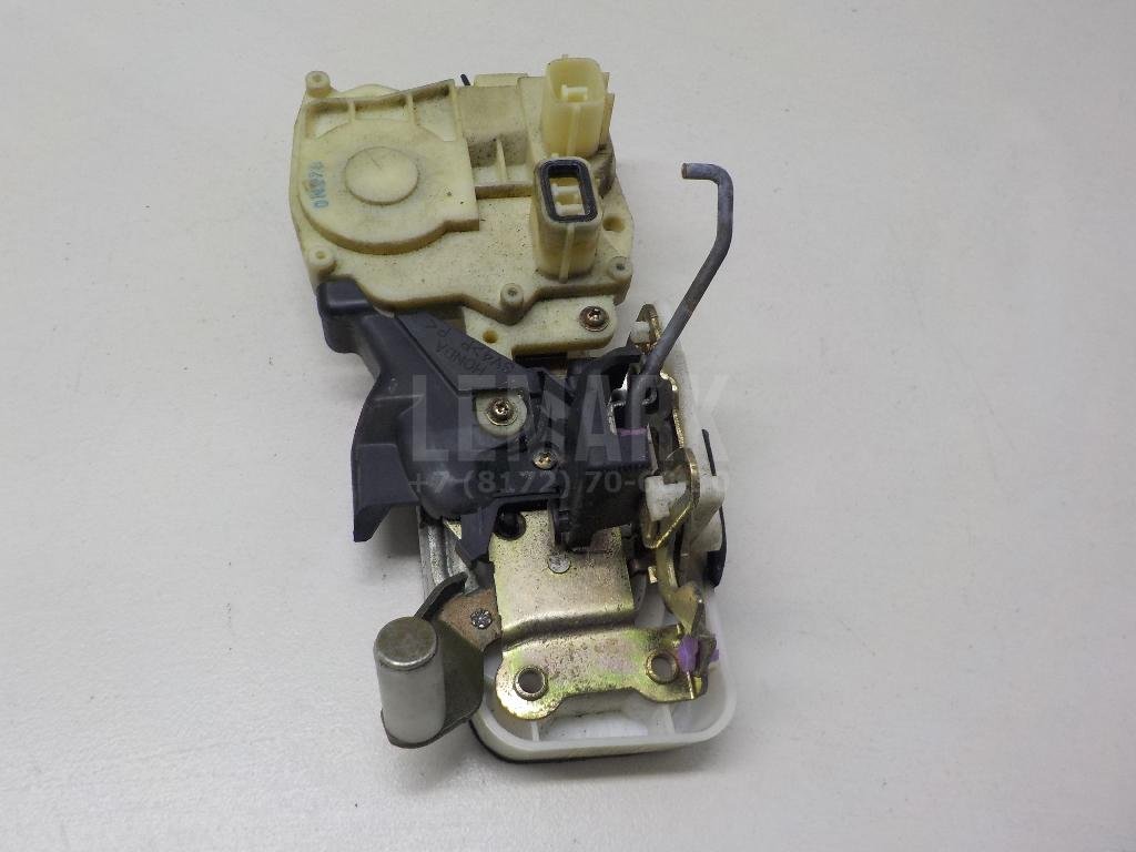 Замок двери задней левой