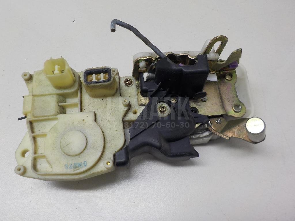 Замок двери задней левой