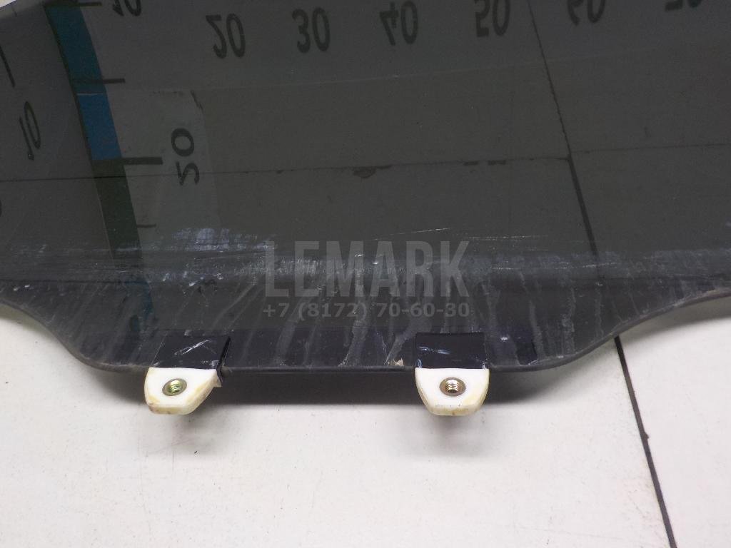 Стекло двери задней левой