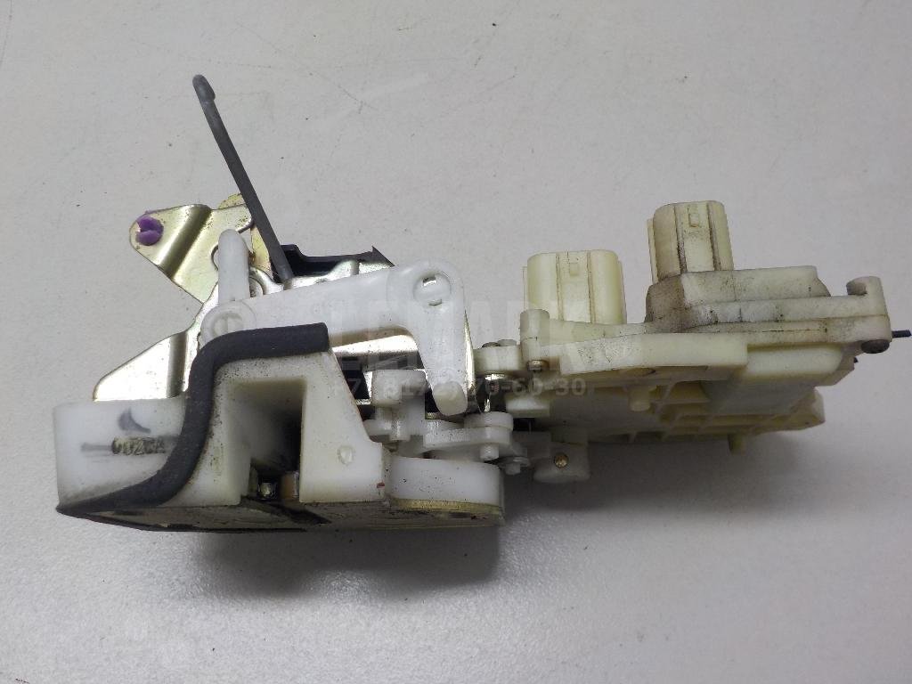 Замок двери задней левой