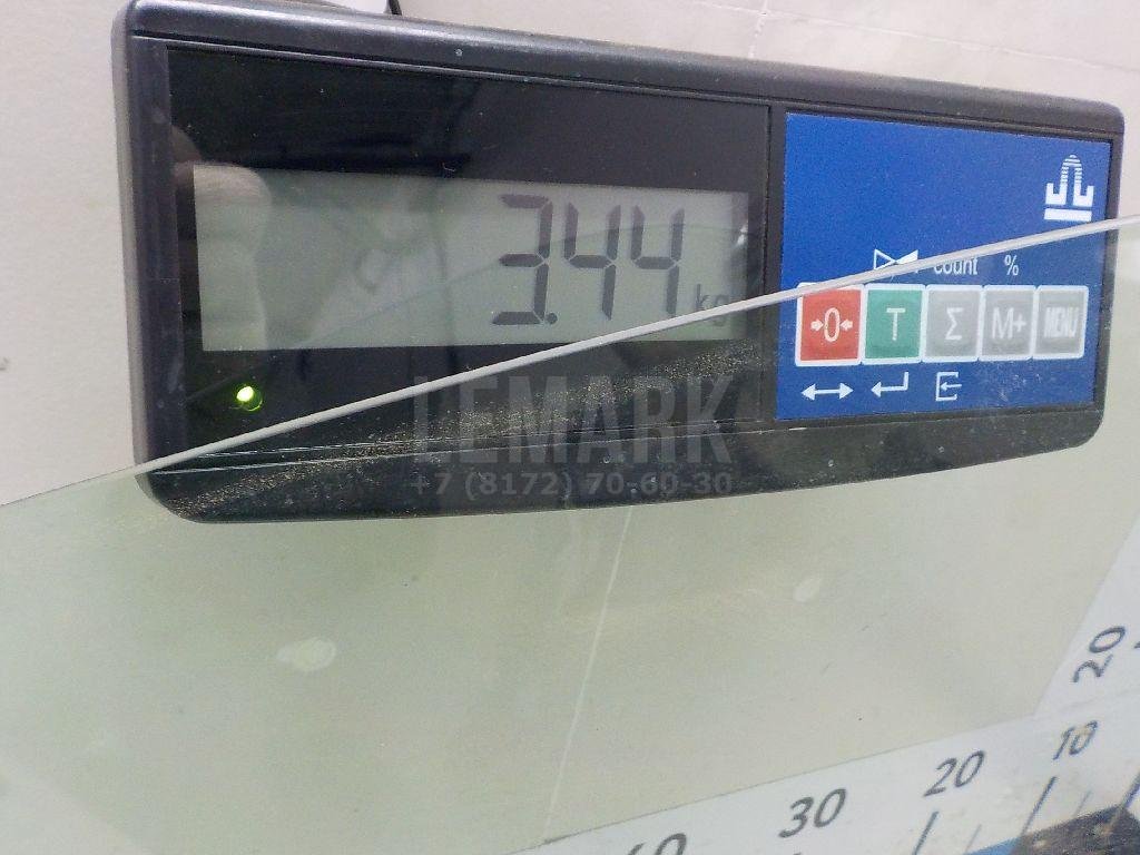 Стекло двери передней левой