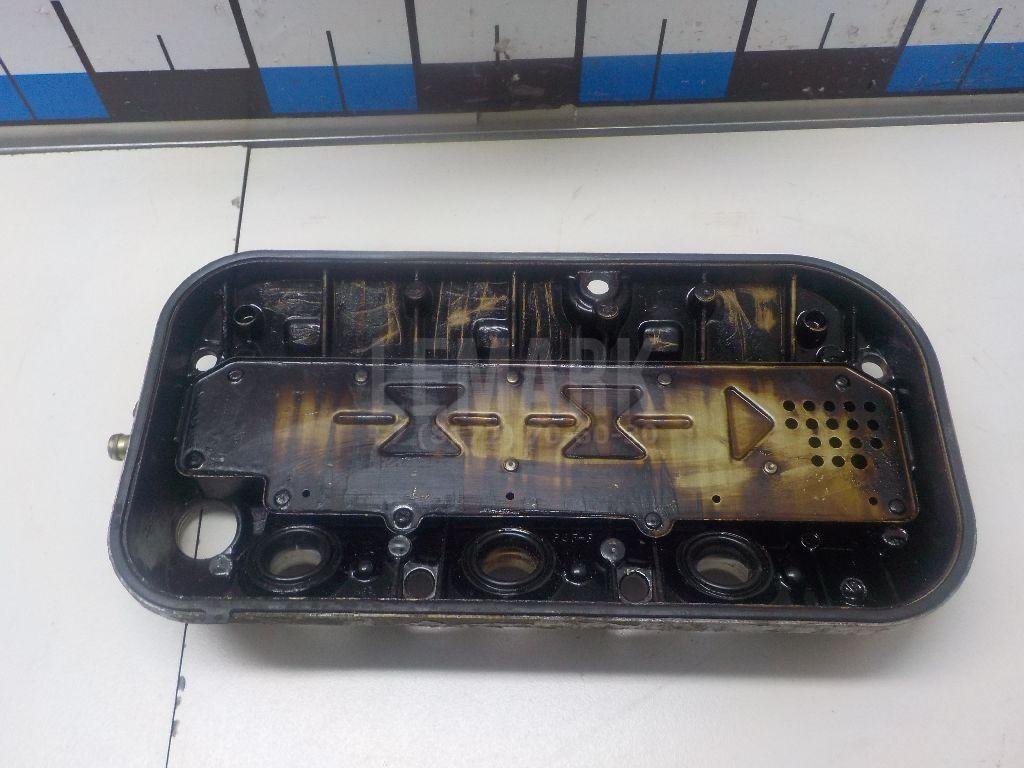 Крышка головки блока (клапанная)