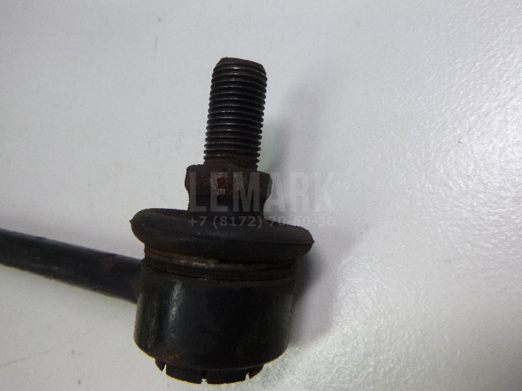 Стойка переднего стабилизатора