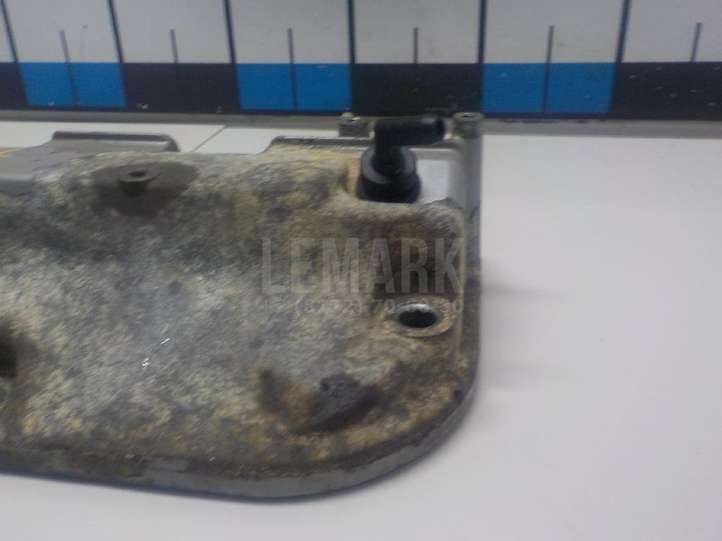 Крышка головки блока (клапанная)