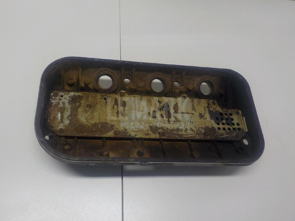 Крышка головки блока (клапанная)