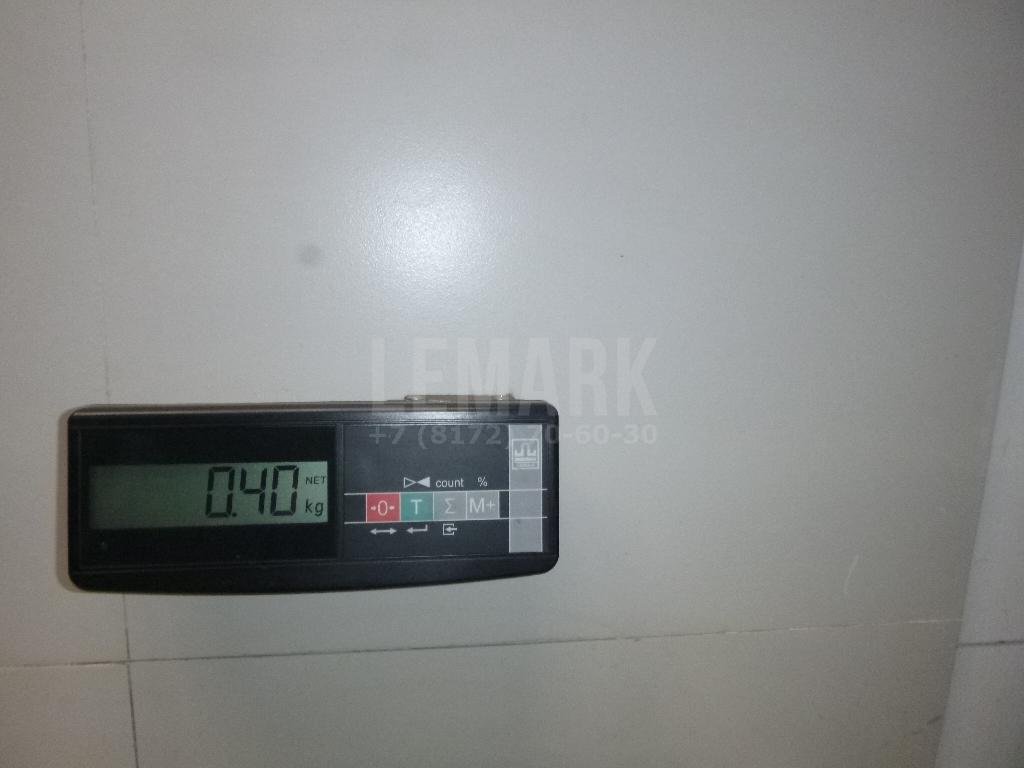 Стекло двери задней правой (форточка)