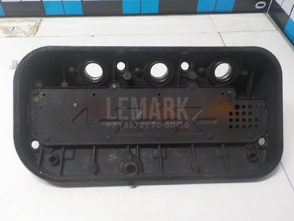 Крышка головки блока (клапанная)