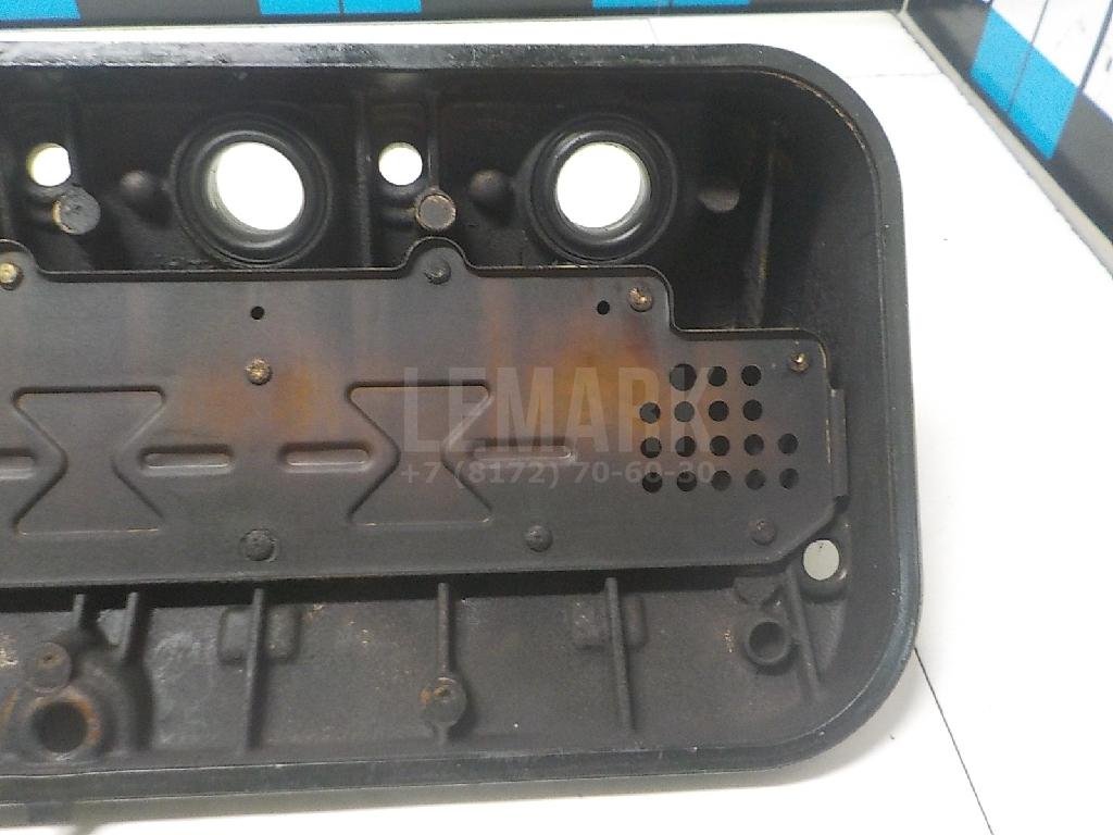 Крышка головки блока (клапанная)