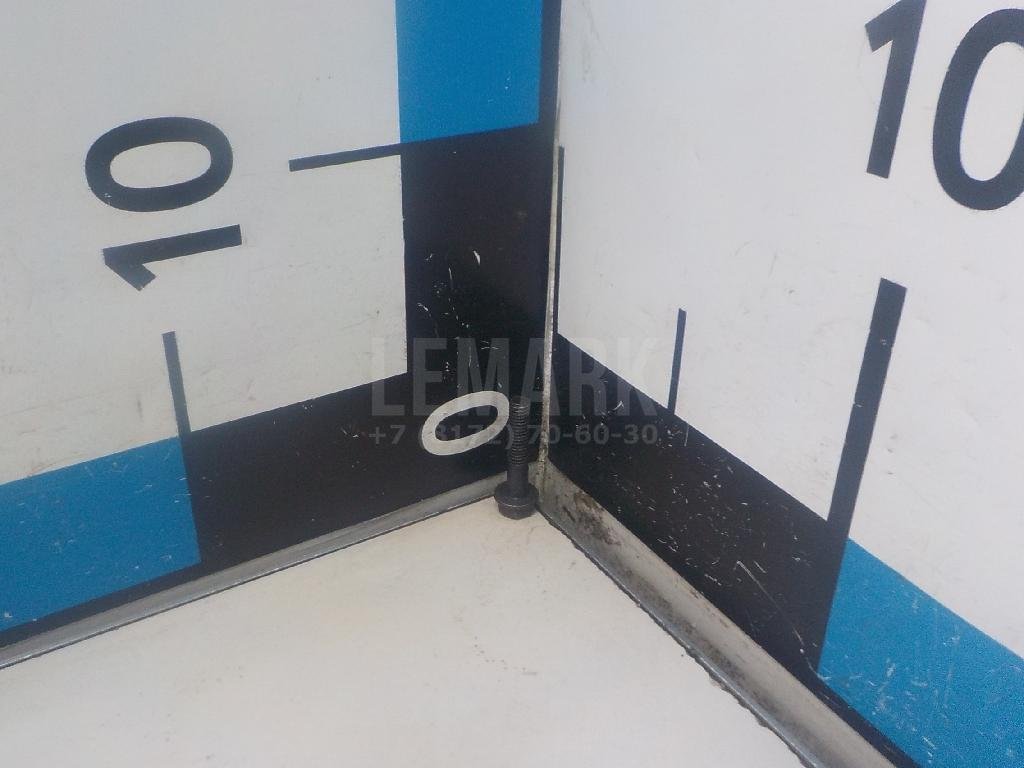 Болт для  Audi A4 [B9] 2015