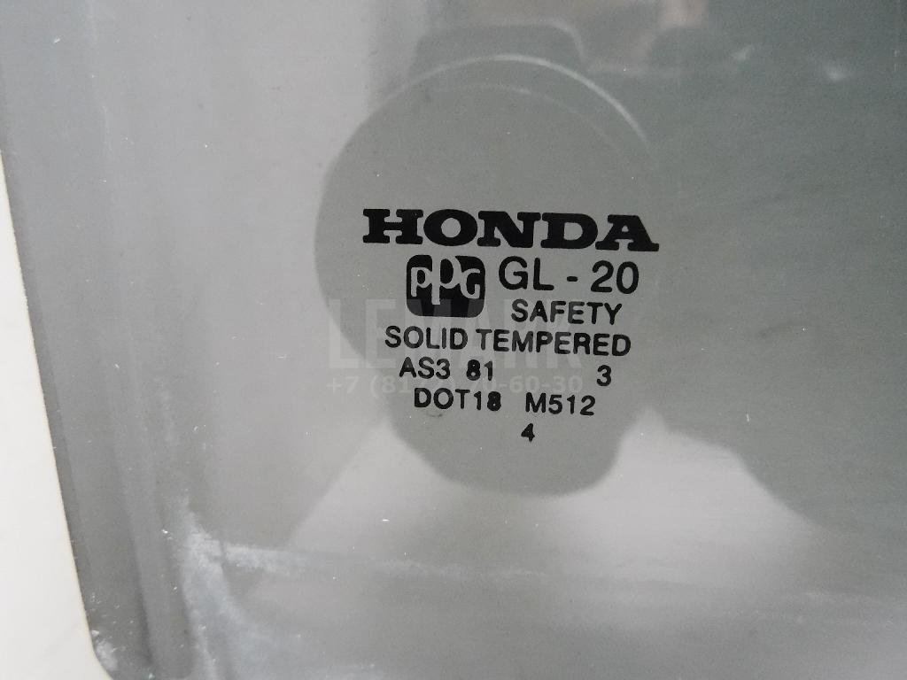 Стекло двери задней правой