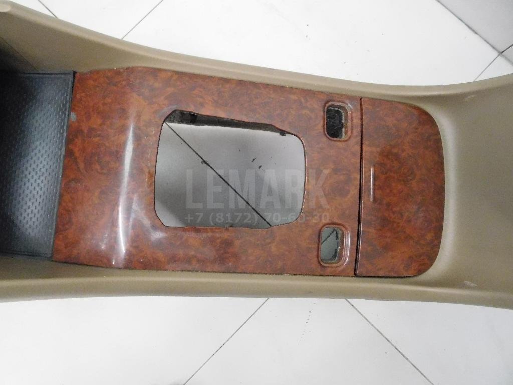 Подлокотник для  Alfa Romeo Alfetta 1974-1986