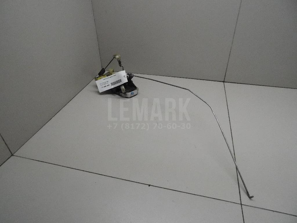 Замок двери задней левой