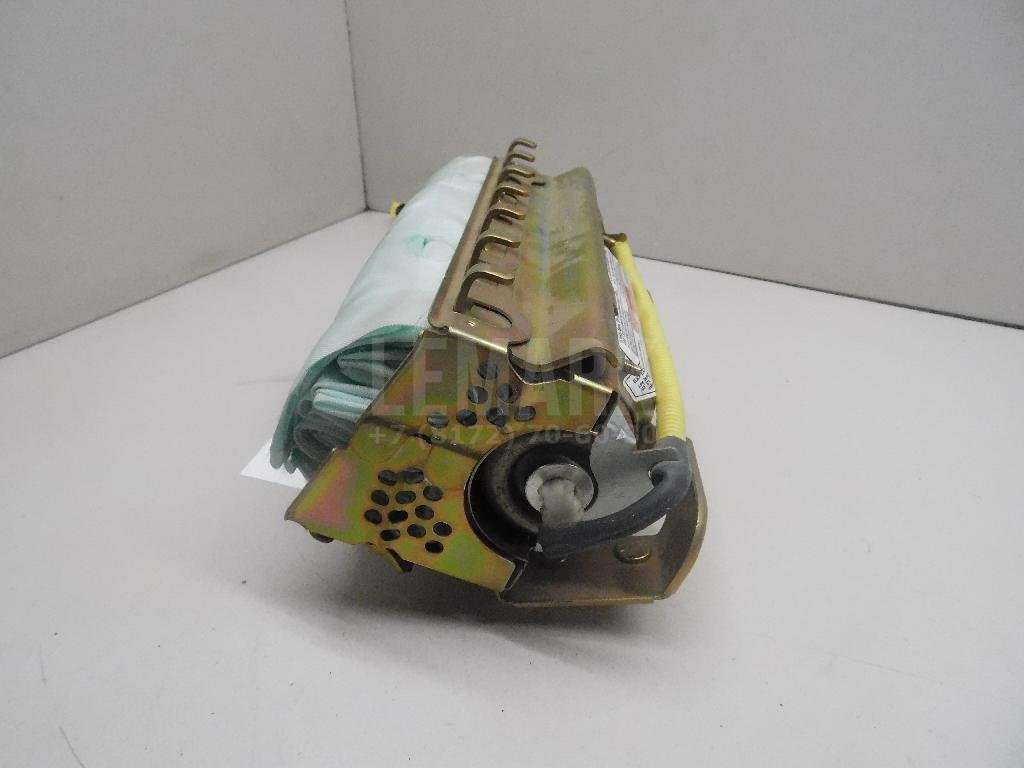 Подушка безопасности пассажирская (в торпедо)