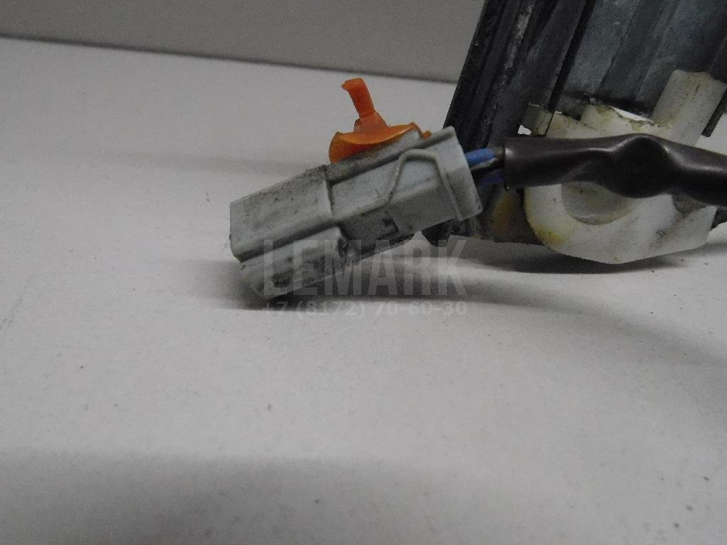 Стеклоподъемник электр. передний правый