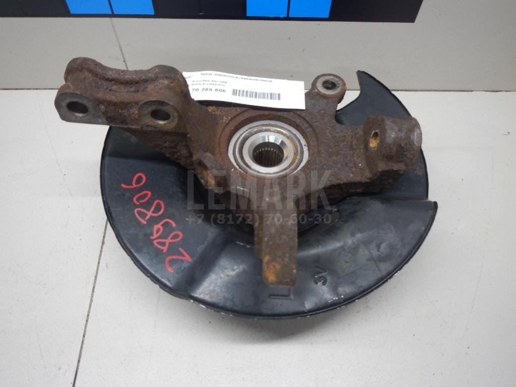 Кулак поворотный передний левый