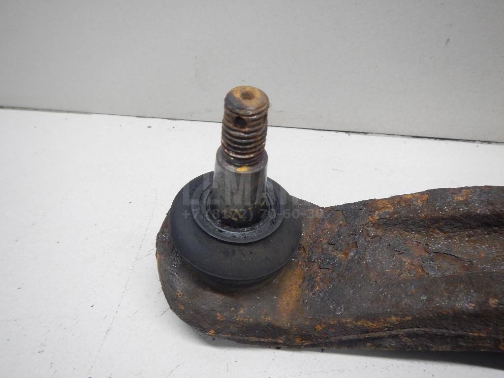 Рычаг передний нижний левый