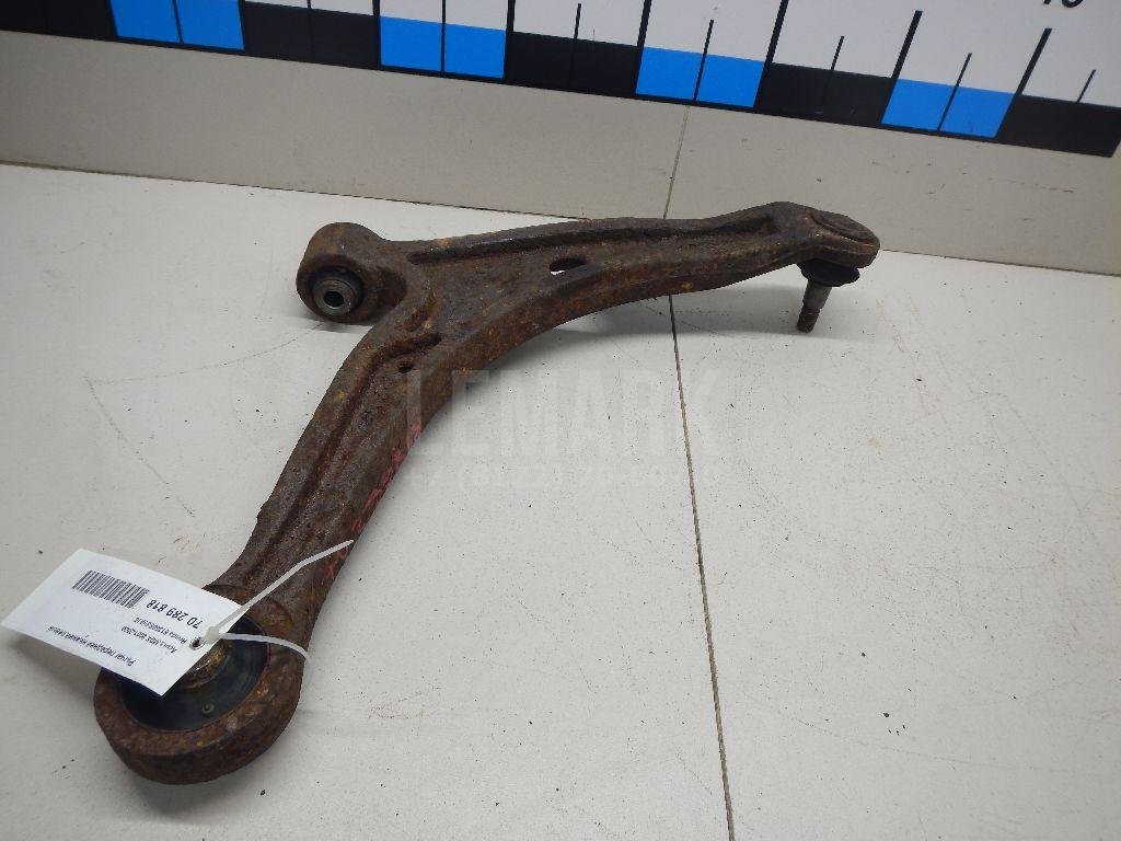 Рычаг передний нижний левый