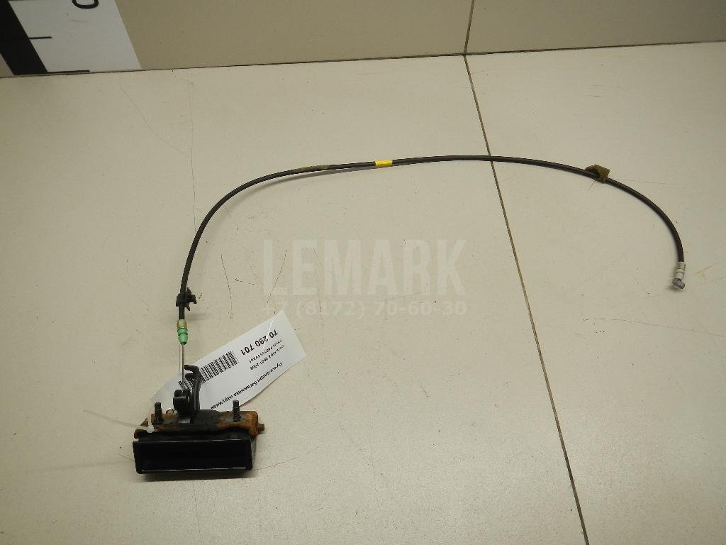 Ручка двери багажника наружная