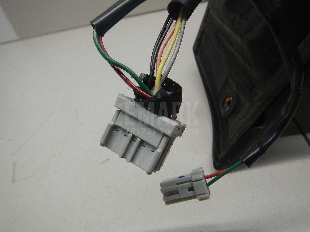 Зеркало правое электрическое