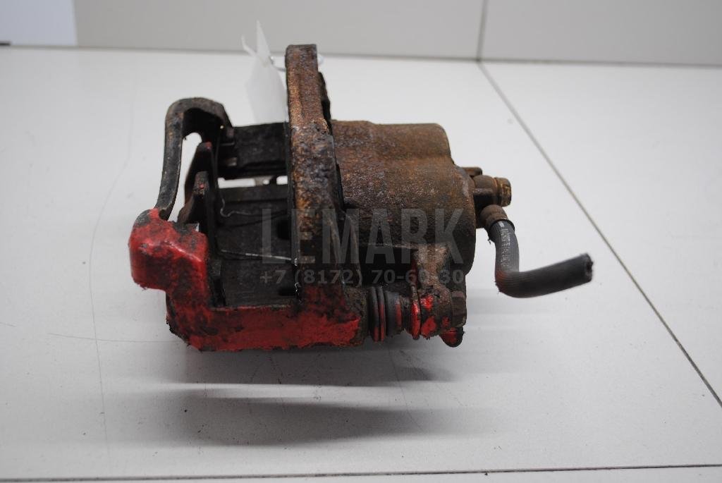 Суппорт тормозной передний правый