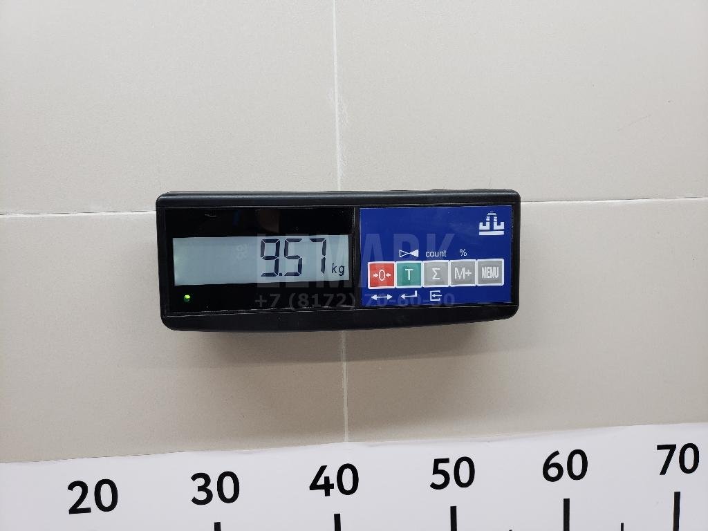 Кулак поворотный передний левый