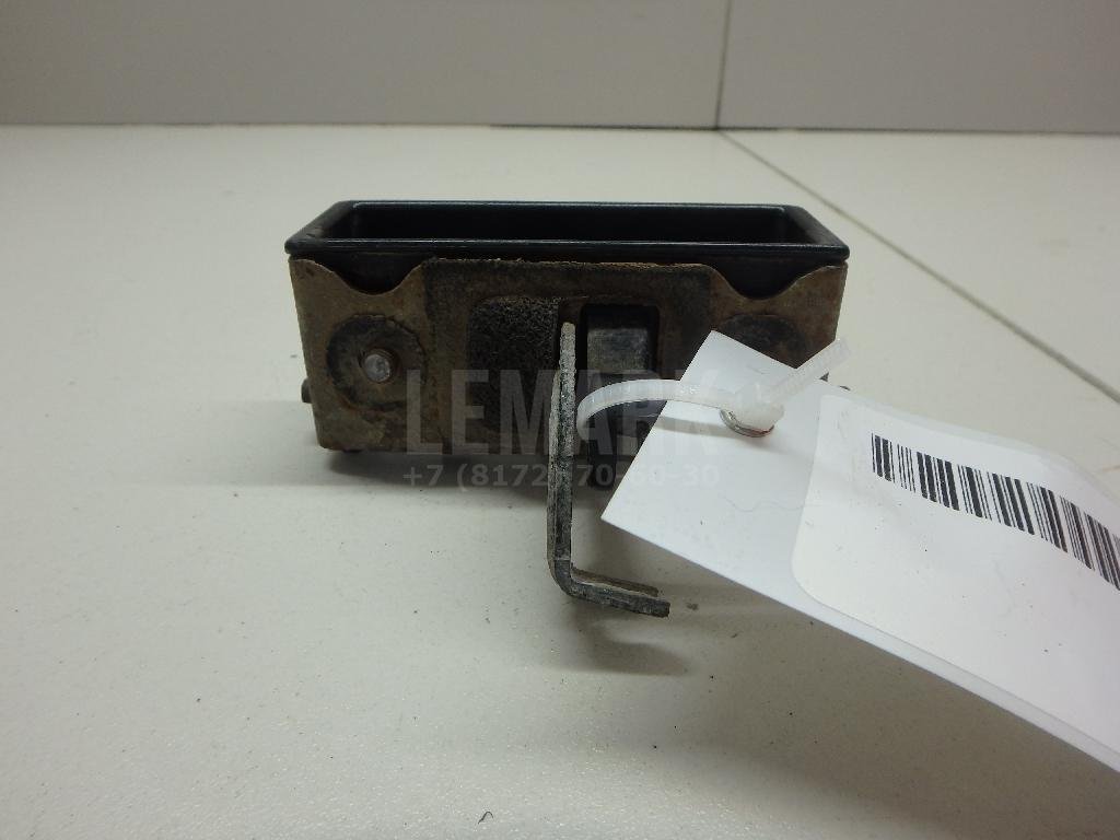 Ручка двери багажника наружная