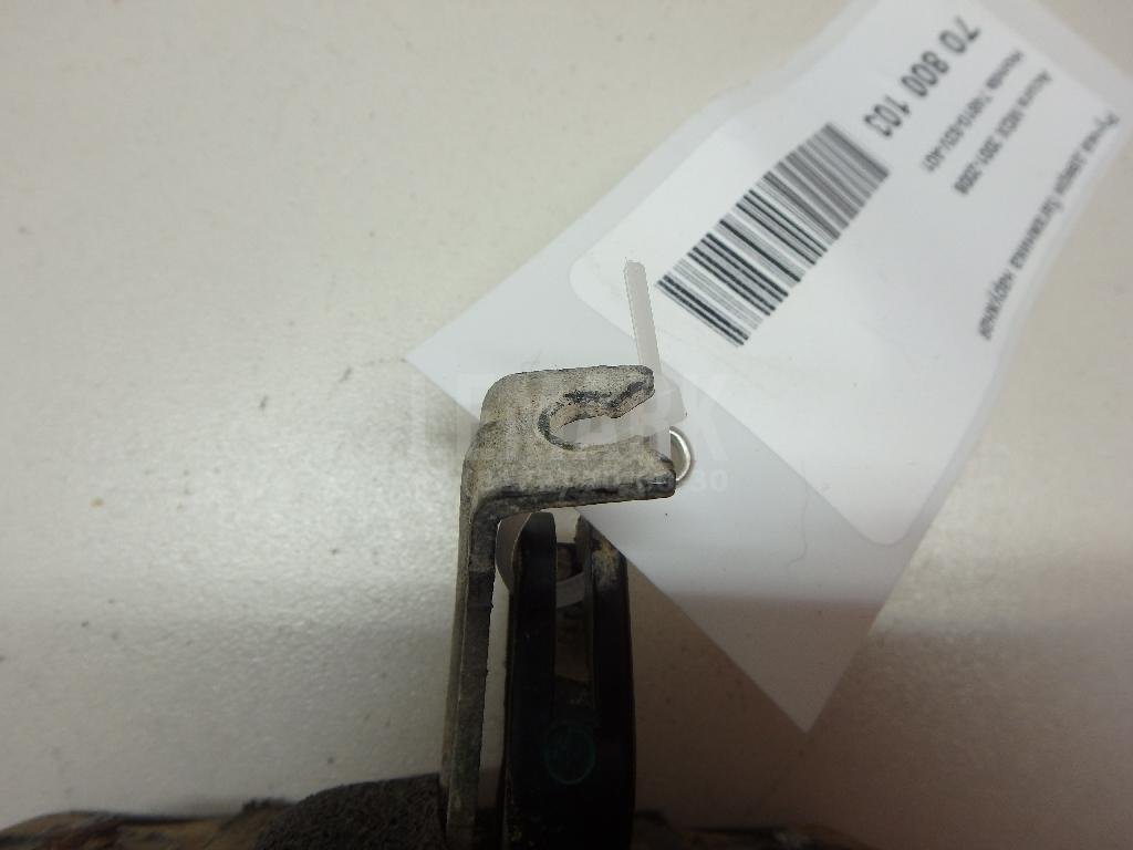 Ручка двери багажника наружная