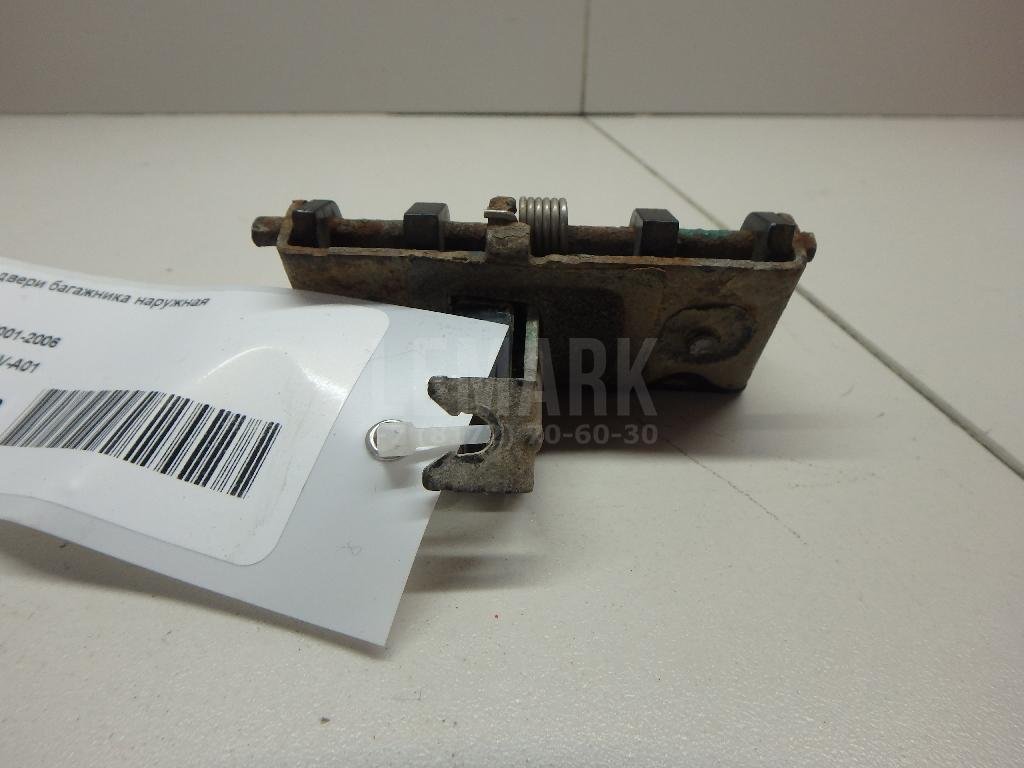 Ручка двери багажника наружная