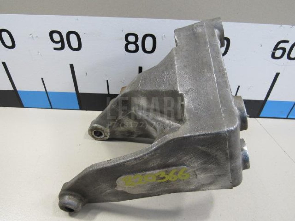 Кронштейн опоры двигателя для  Audi A3 [8P1] 2003-2013