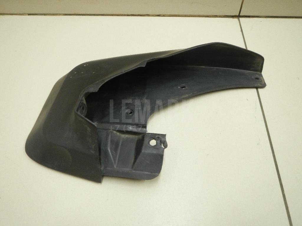 Брызговик передний левый