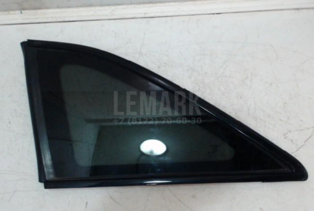 Стекло кузовное глухое левое