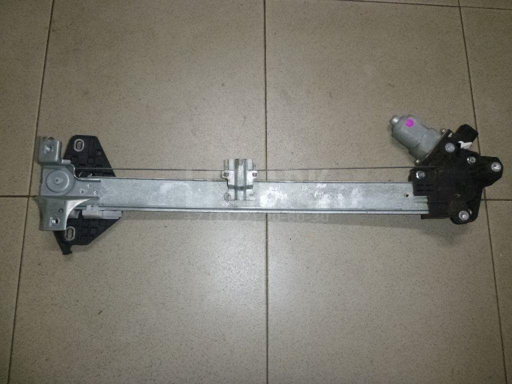 Стеклоподъемник электр. задний правый