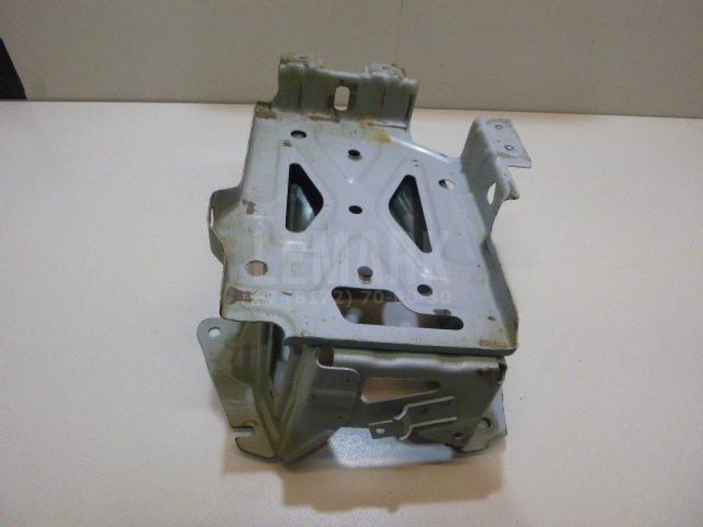 Крепление АКБ (корпус/подставка)