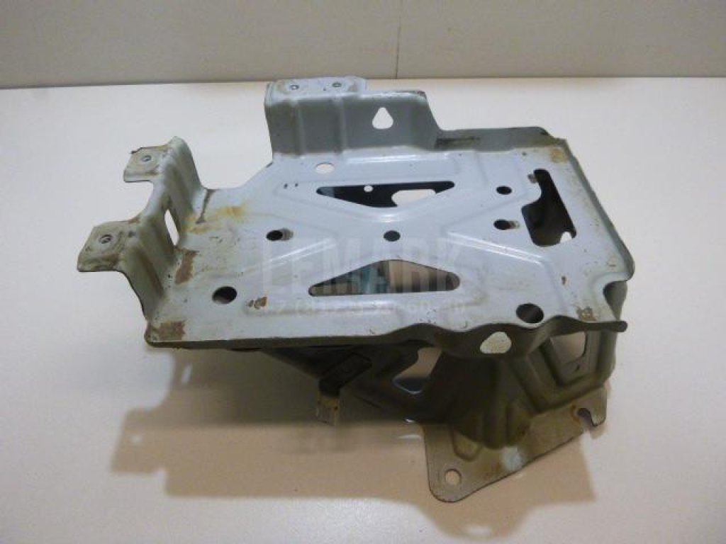 Крепление АКБ (корпус/подставка)