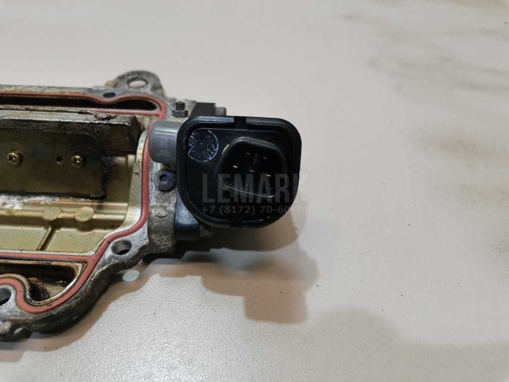 Механизм изменения длины впускного коллектора