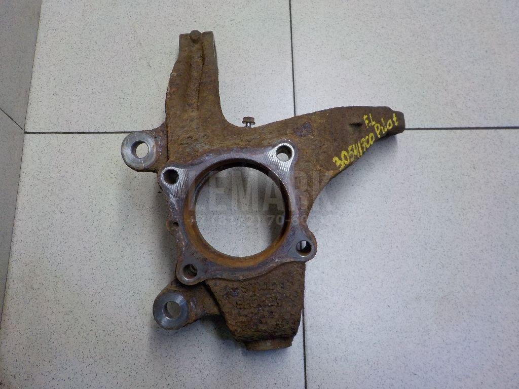 Кулак поворотный передний левый