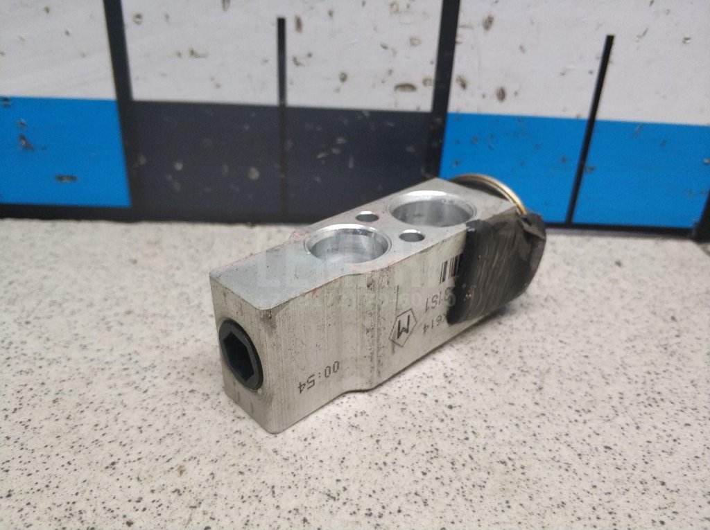 Клапан кондиционера