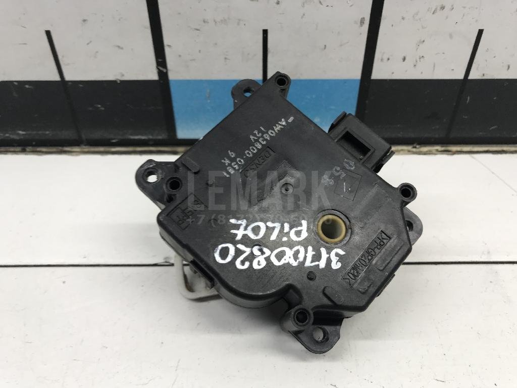 Моторчик заслонки отопителя