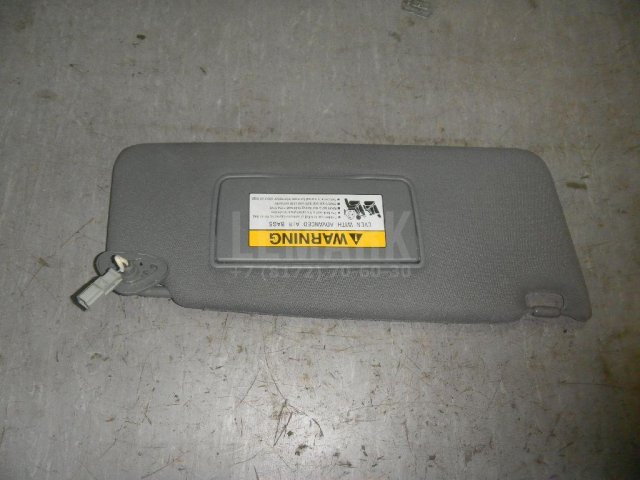Козырек солнцезащитный (внутри)