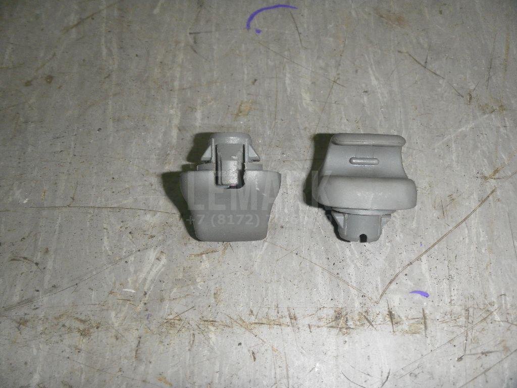 Крючок солнцезащитного козырька