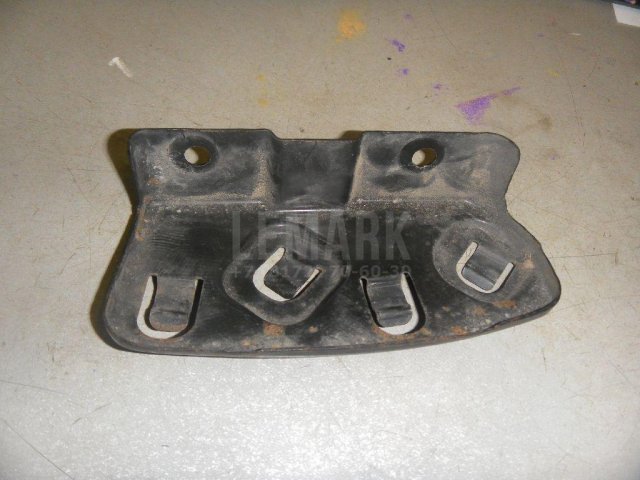Кронштейн заднего бампера левый