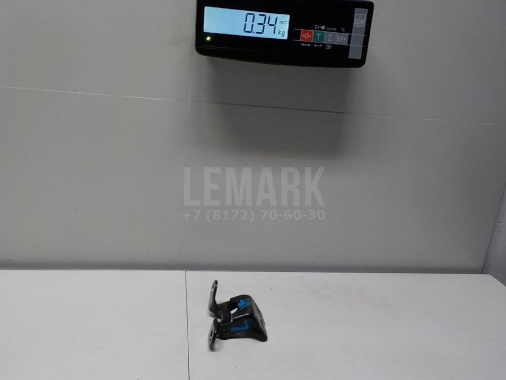 Петля двери задней левой верхняя